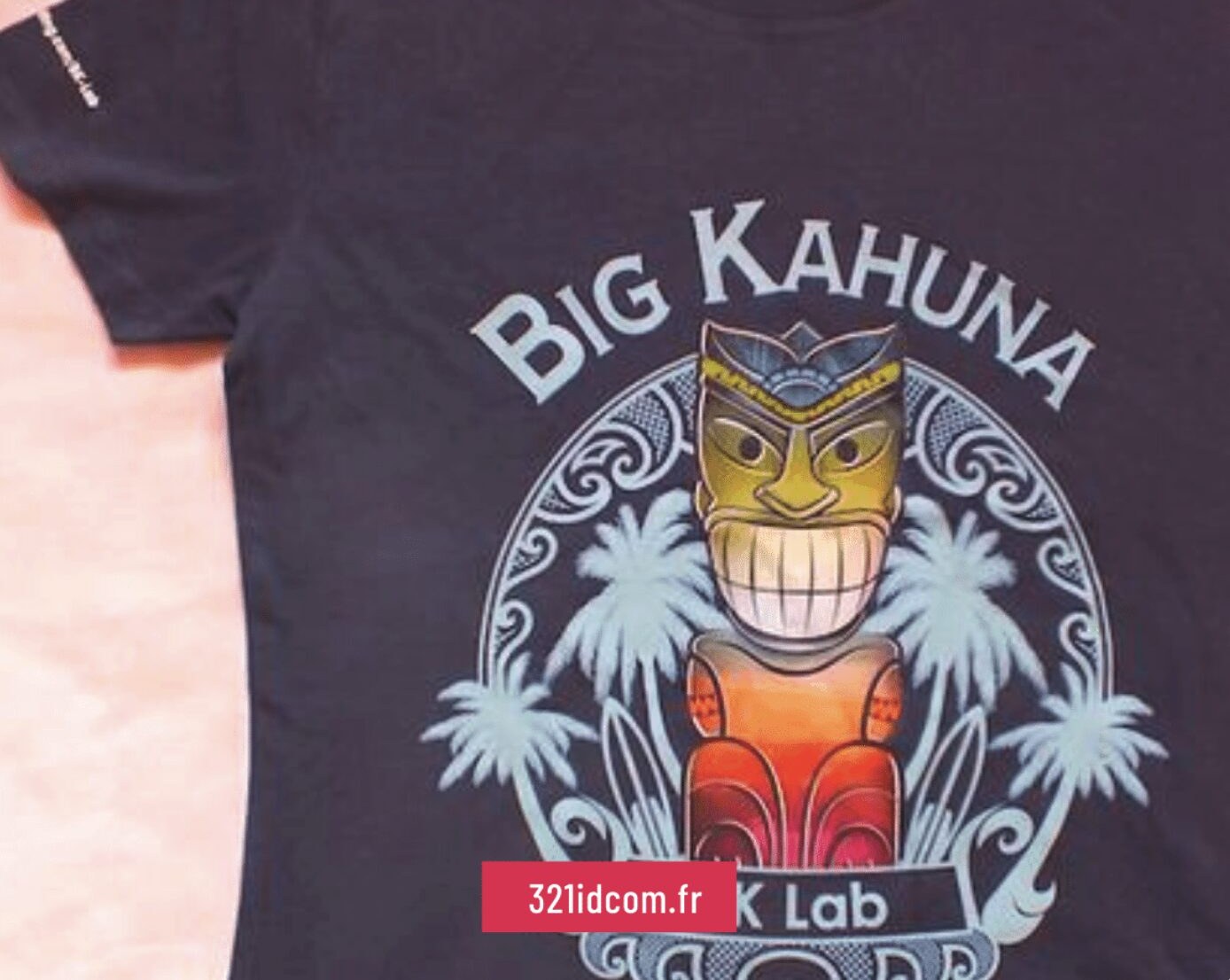 T-shirt Big Kahuna dessiné par 3.2.1 idCom